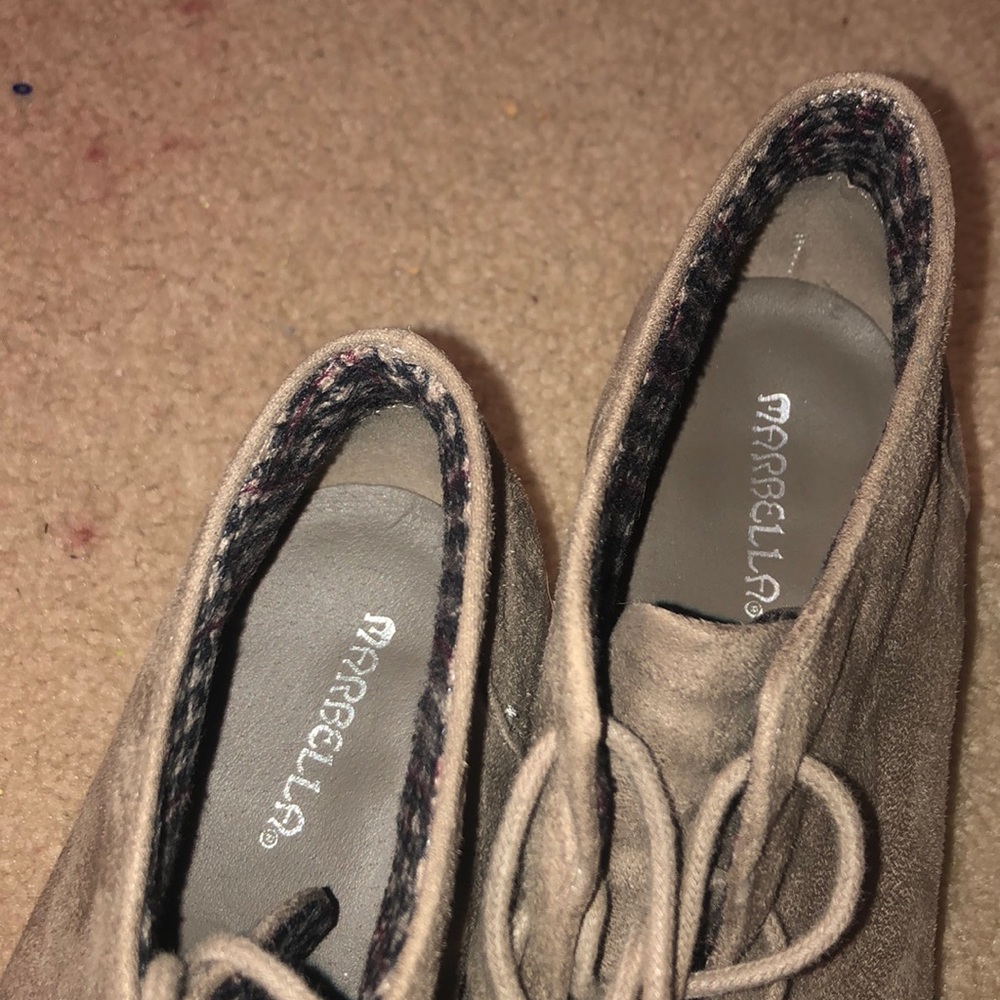 Woman’s Booties - Picture 2 of 3